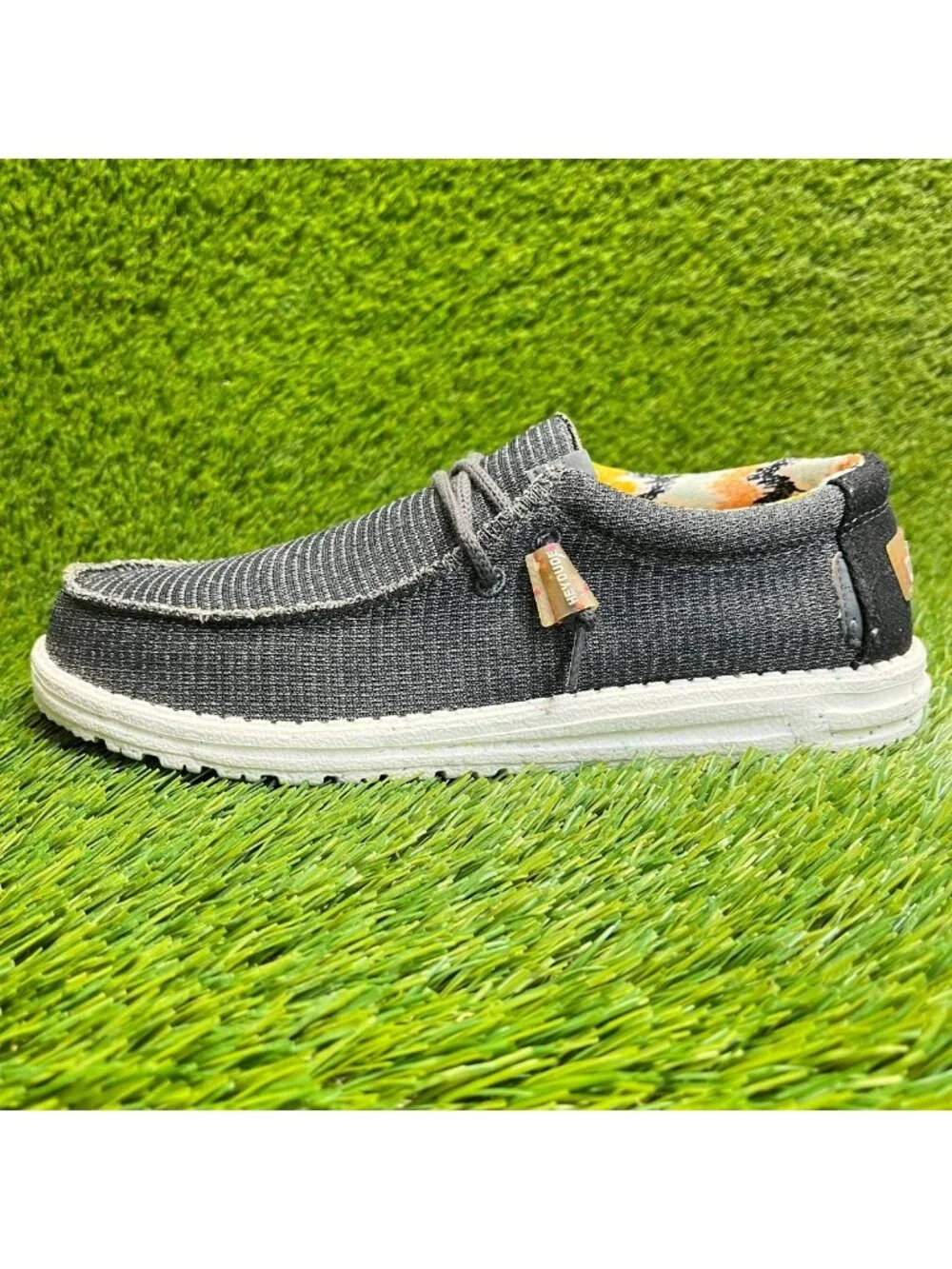 Hey Dude Wally Eco Sox Charcoal Gray Mens Size 8 Casual Walking Slip-On Shoes